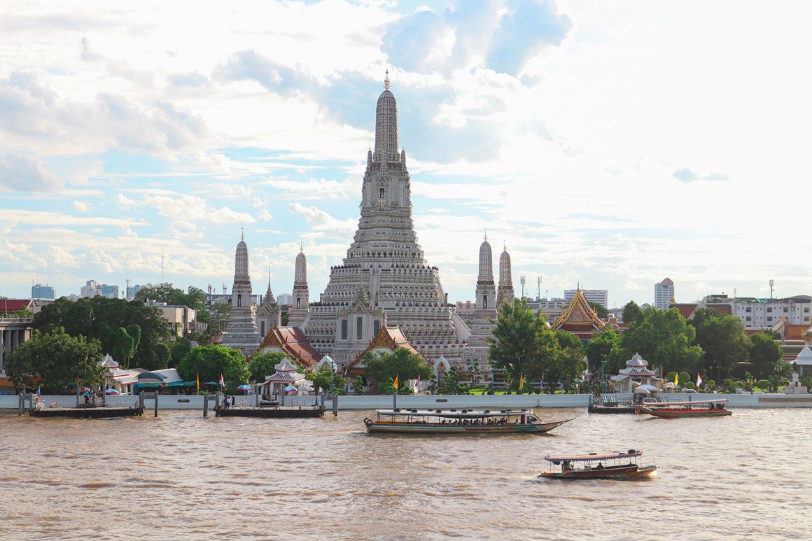 Wat Arun Ratchawararam Ratchawaramahaviharn